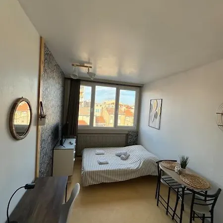 Joli Au Coeur De Valence 41 Apartment *