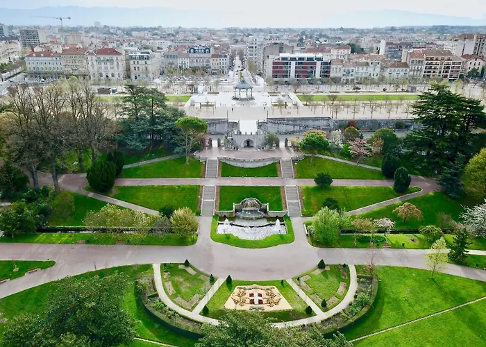 Appartement Joli Au Coeur De 41